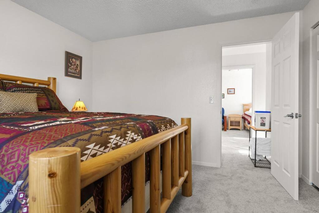 Moose Meadows- Near The Airport, Centrally Located Anchorage Exteriér fotografie