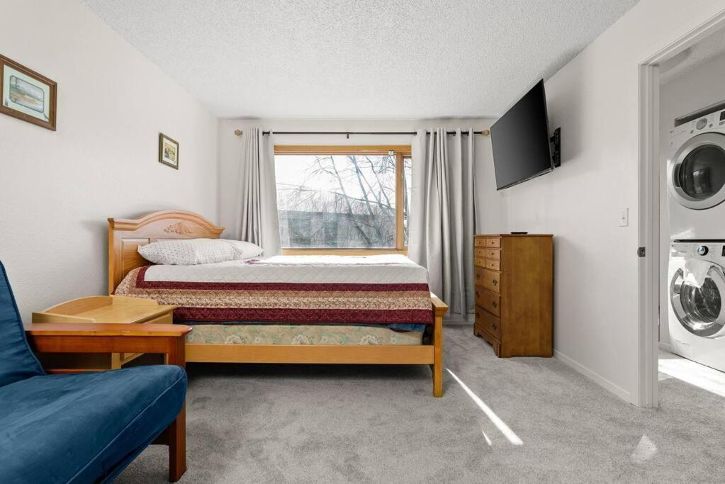 Moose Meadows- Near The Airport, Centrally Located Anchorage Exteriér fotografie